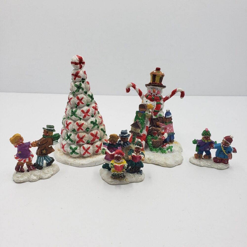 Greenbrier International Gingerfrost Lane 2005 Christmas Village Lot